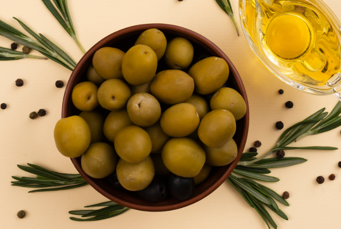 Wellhealthorganic.com:11-Health-Benefits-And-Side-Effects-Of-Olives-Benefits-Of-Olives